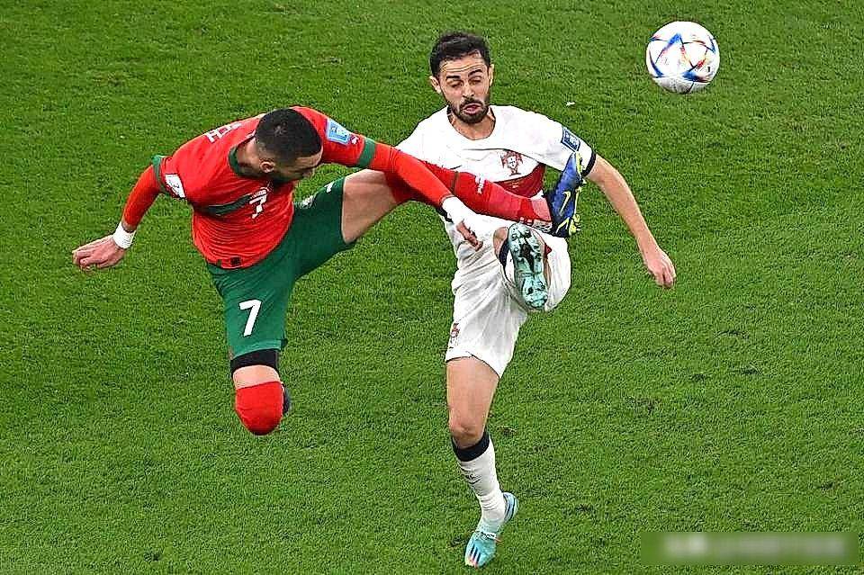 包含芝加哥公牛围绕欧冠队长鼓劲巴黎圣日耳曼清晨复出首秀，现场解说直呼：奥兰多魔术伤情更新备战社区盾的词条